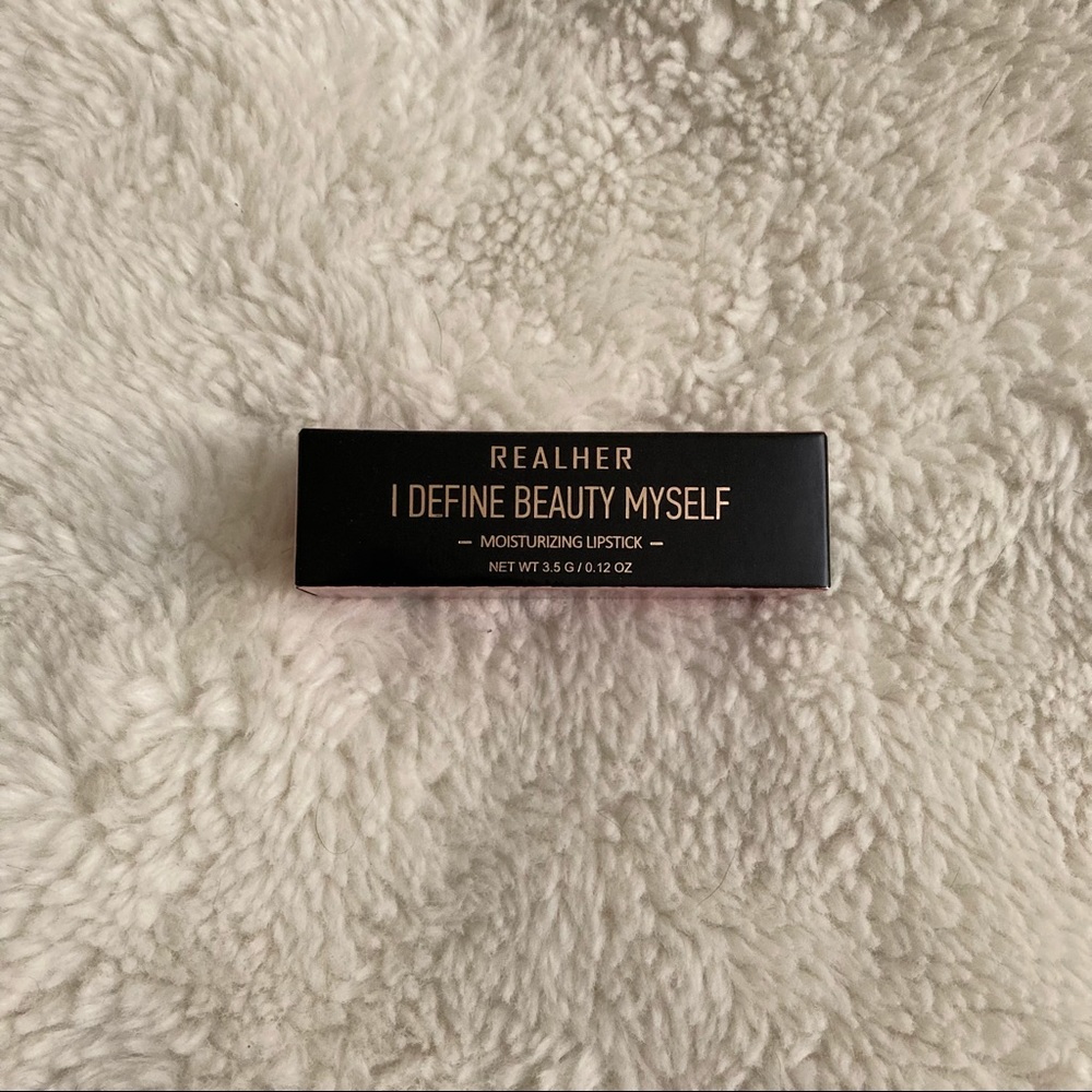 Realher Moisturizing Lipstick